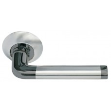 Дверные ручки Morelli "КОЛОННА" MH-03 SN/BN Цвет - Белый никель/Чёрный никель Дверные ручки Morelli "КОЛОННА" MH-03 SN/BN Цвет - Белый никель/Чёрный никель