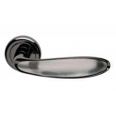 Дверные ручки Morelli Luxury "MURANO" NIN/NEUTRO Цвет - Черный хром/матовое стекло бесцветное